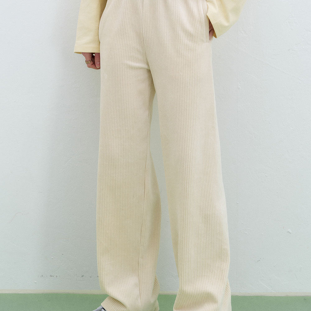 ELFSACK 2025 Spring New Arrivals Sweet Basic Corduroy Casual Wide Leg Pants Women Korean clothing