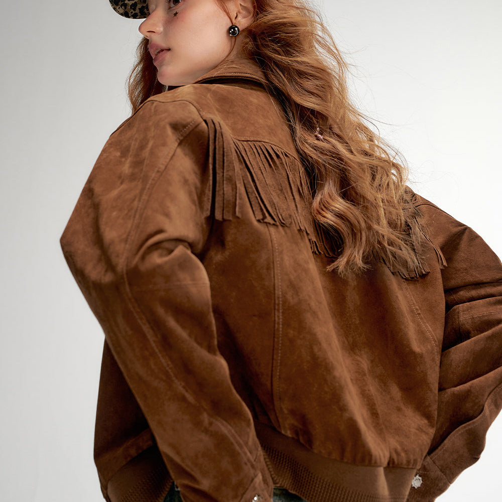 
                  
                    ELFSACK 2024 Autumn New Arrivals Retro Brown Short Jacket for Women American Style with Fringe and Studded Design
                  
                