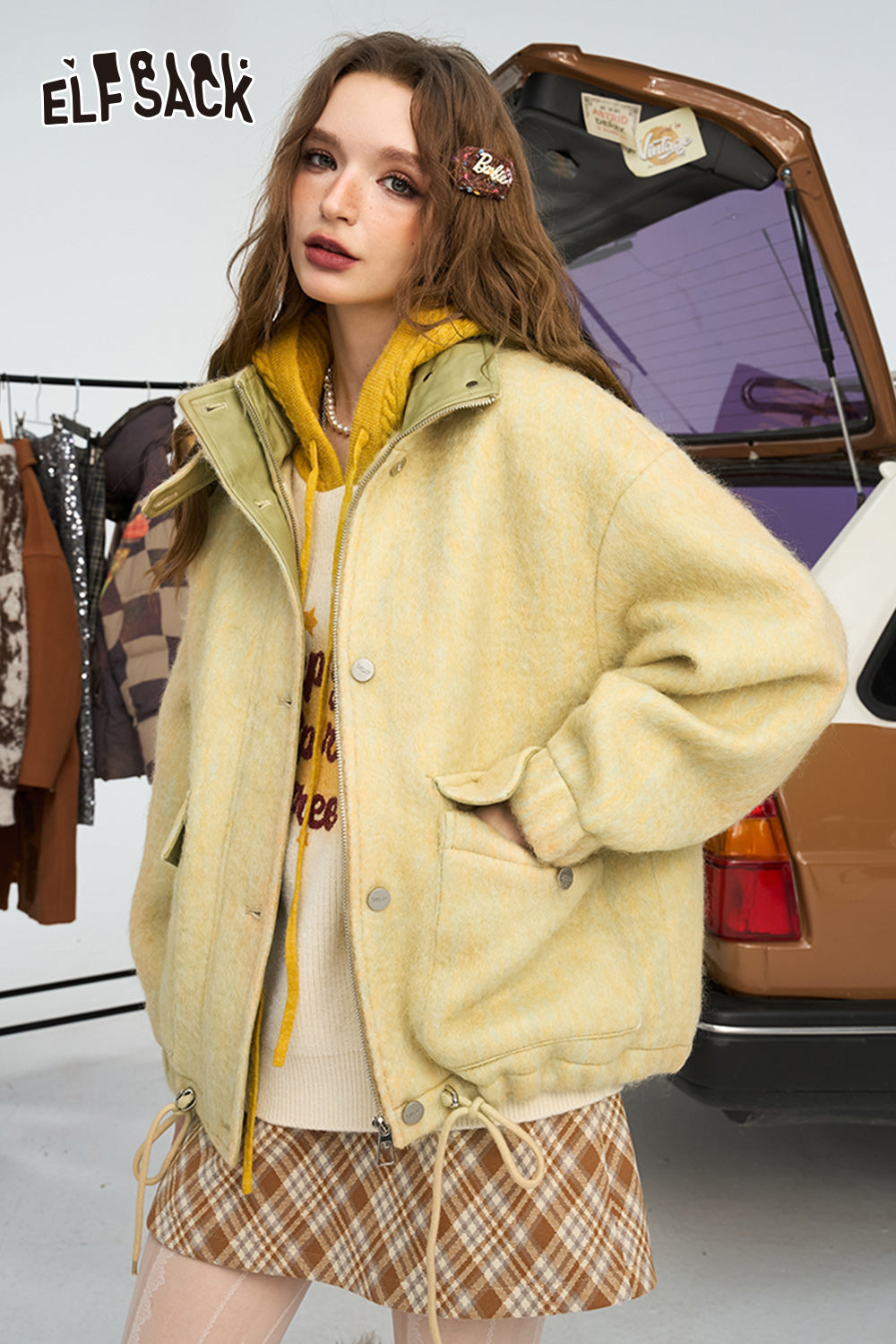 ELFSACK Women's short woolen jacket with wool particles