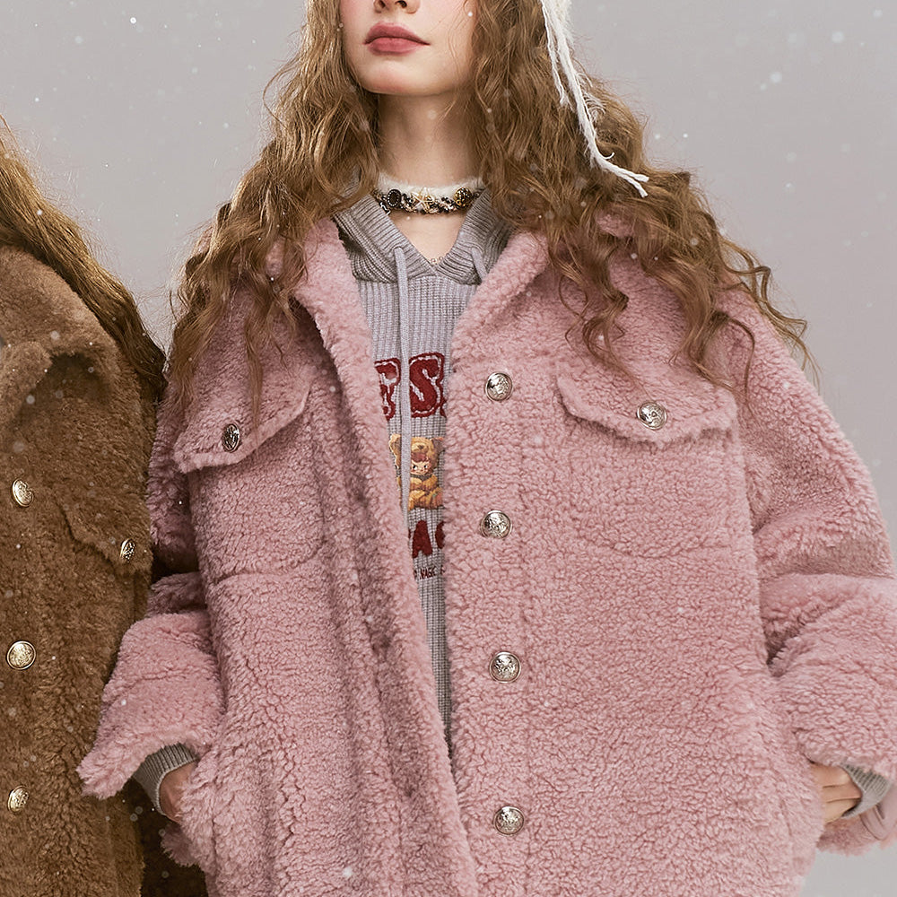 
                  
                    ELFSACK 2024 Winter New Arrivals Retro Sweet Cool Plush Single breasted Short Warm Thick Coat for Women
                  
                