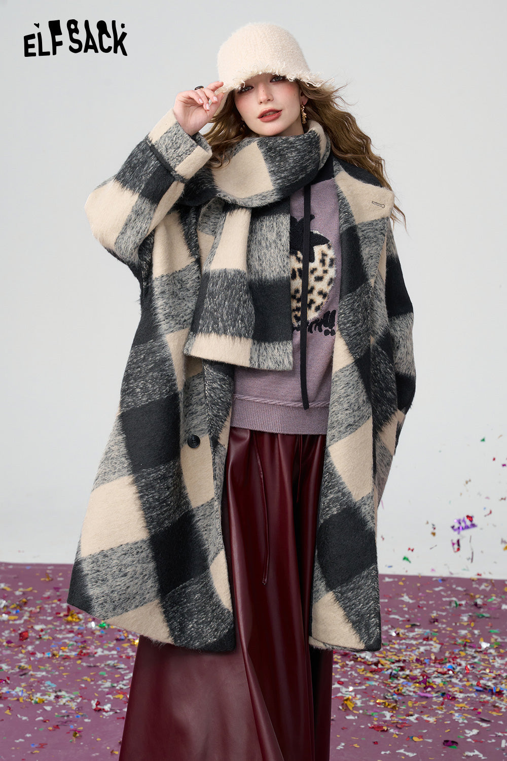 ELFSACK Casual retro black and white checkered scarf thick long jacket