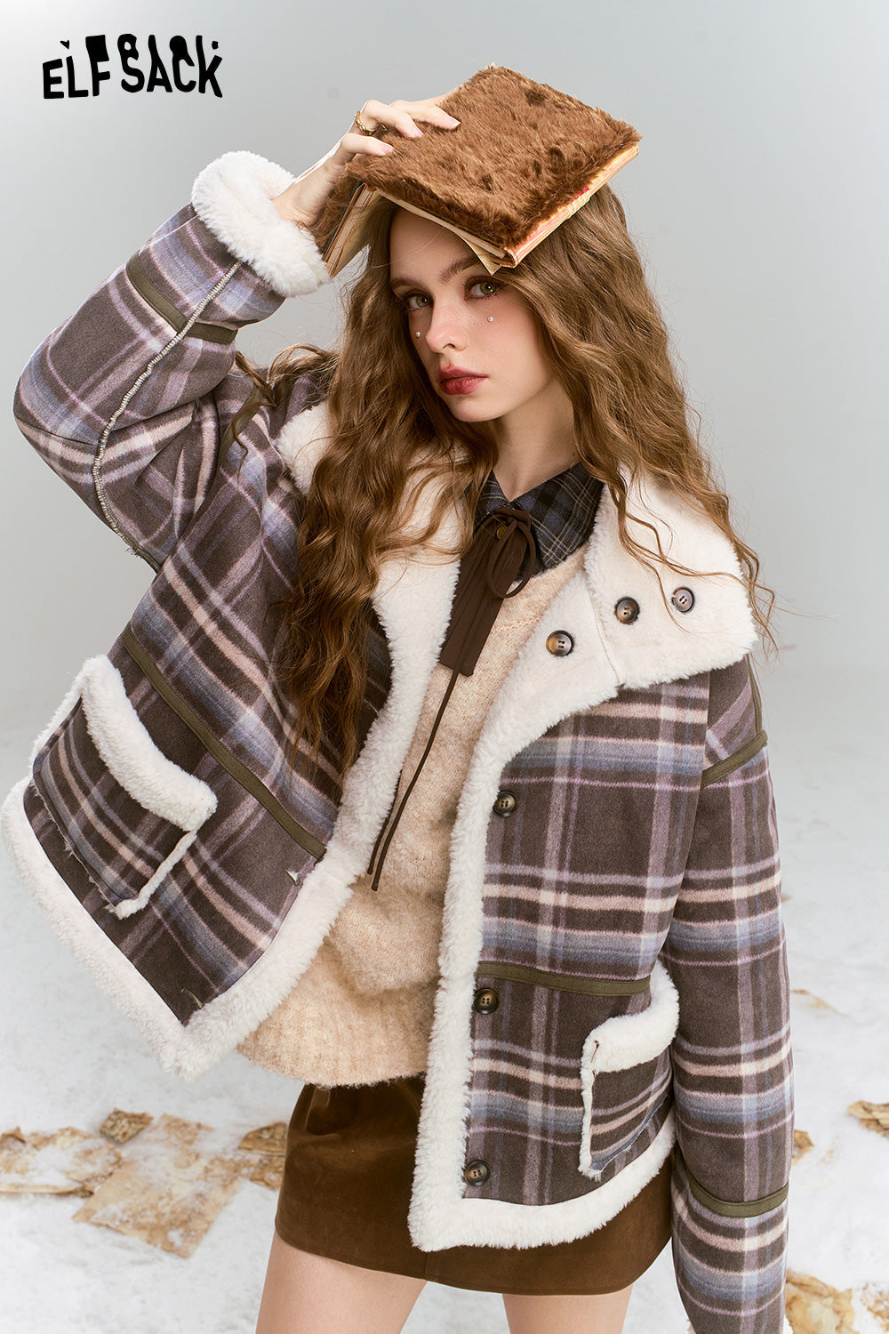 ELFSACK Retro Preppy Style plaid short plush thick warm coat