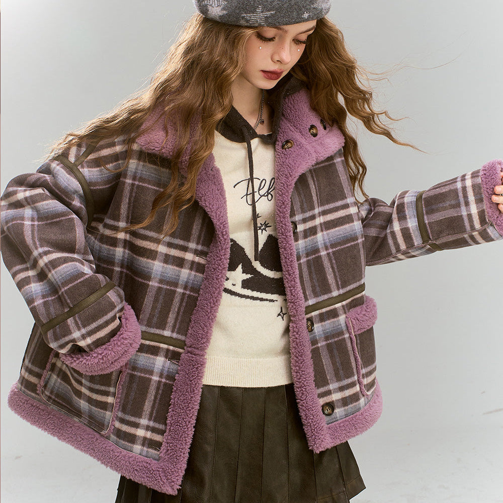 
                  
                    ELFSACK 2024 Winter New Arrivals Retro Preppy Style plaid short plush thick warm coat for women
                  
                