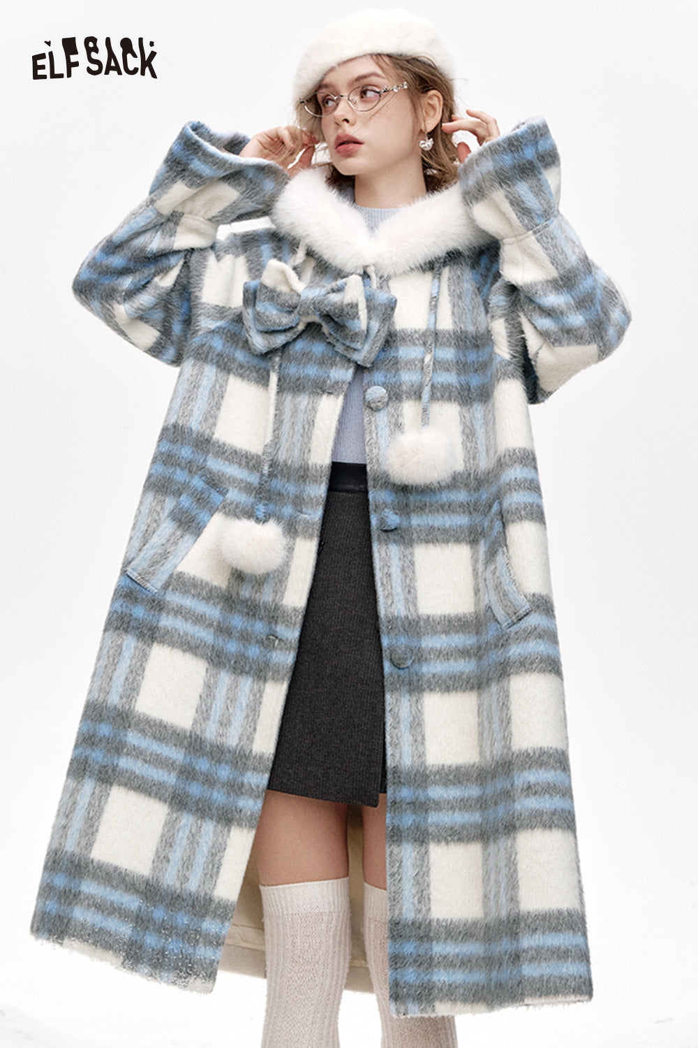 ELFSACK 2024 Winter New Arrivals Blue and white plaid hooded long thick coat for women