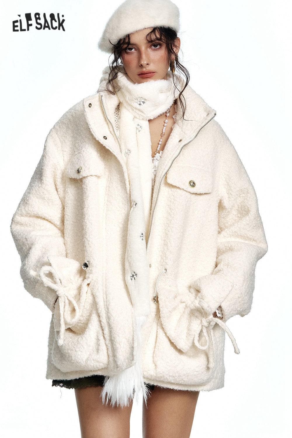 ELFSACK 2024 Winter New Arrivals White plush thick coat with stand collar and pockets