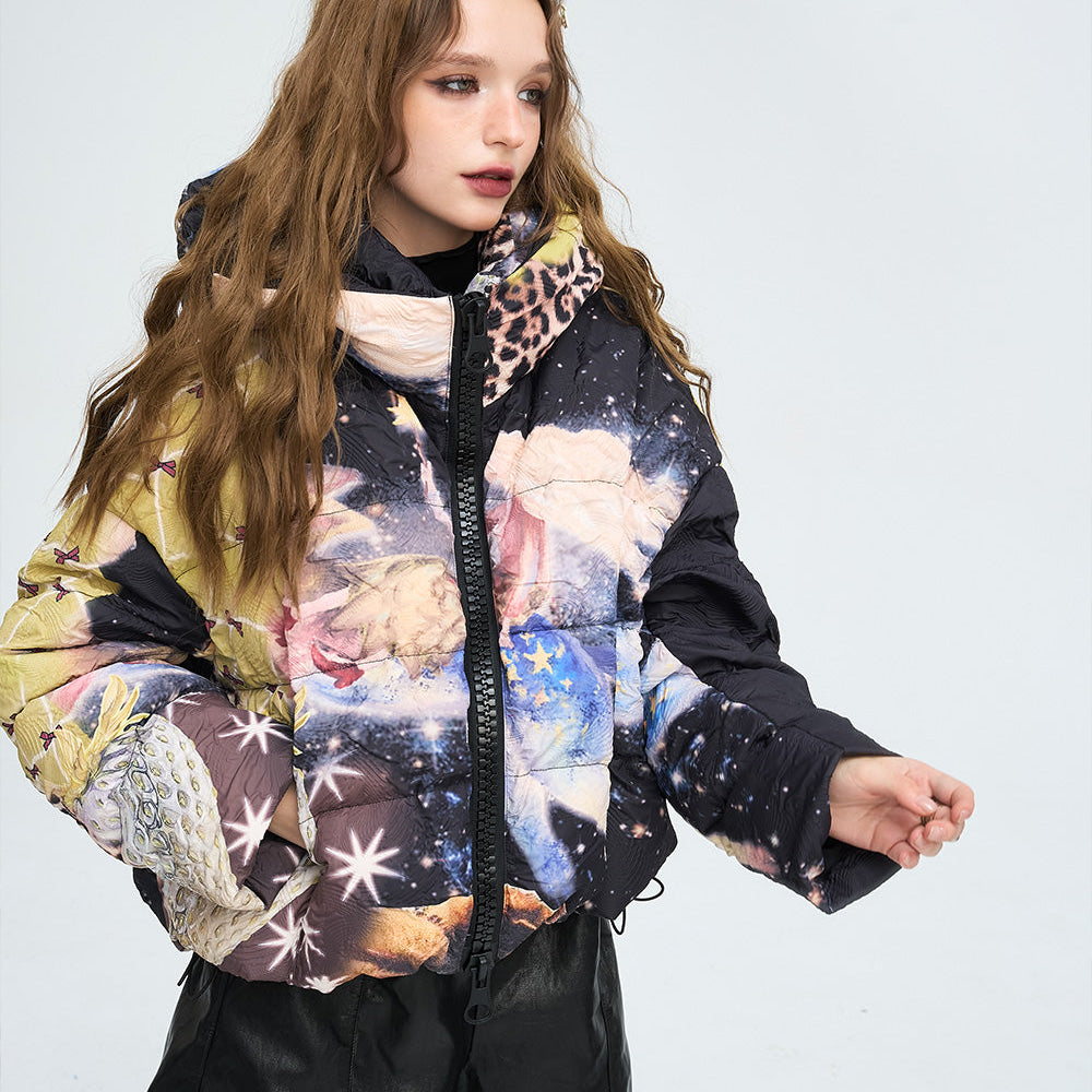 ELFSACK 2024 Winter New Arrivals Full printed cartoon casual short hooded down jacket for women