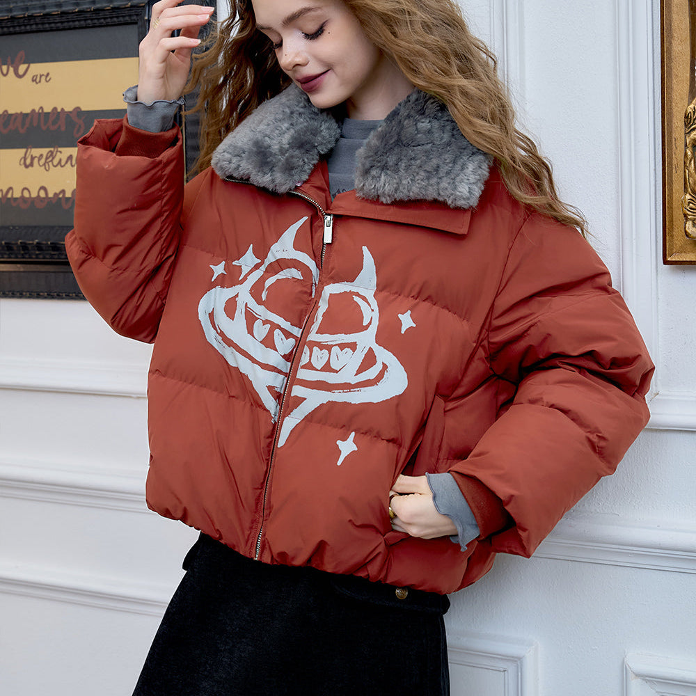 ELFSACK 2024 Winter New Arrivals Sweet and cool devil horns heart print thick short coat with fur lapel