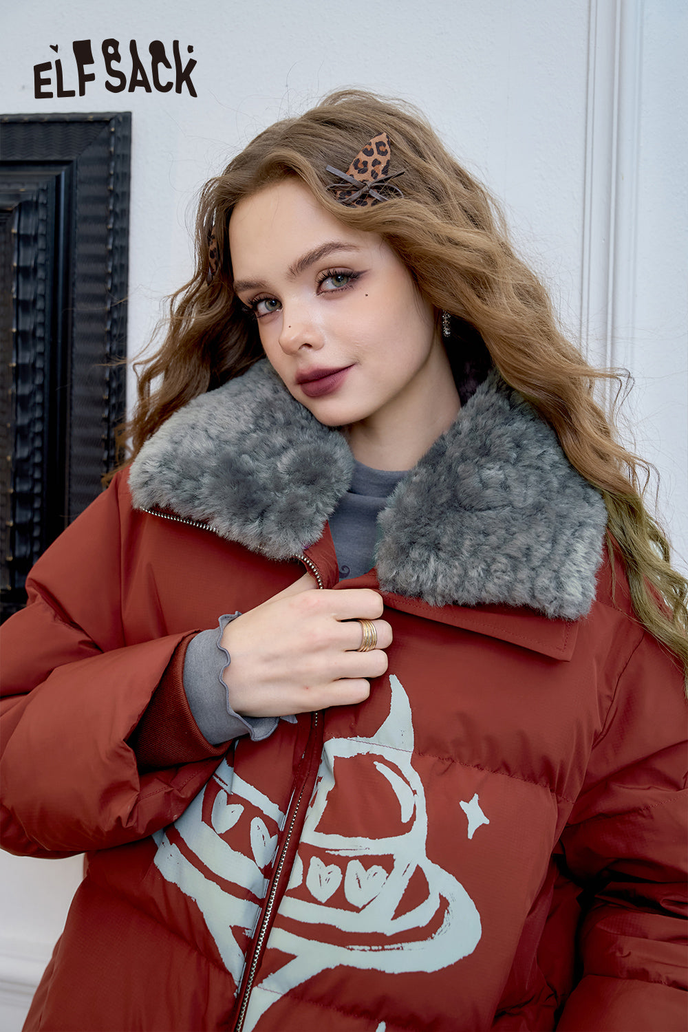 ELFSACK Sweet and cool devil horns heart print thick short coat with fur lapel