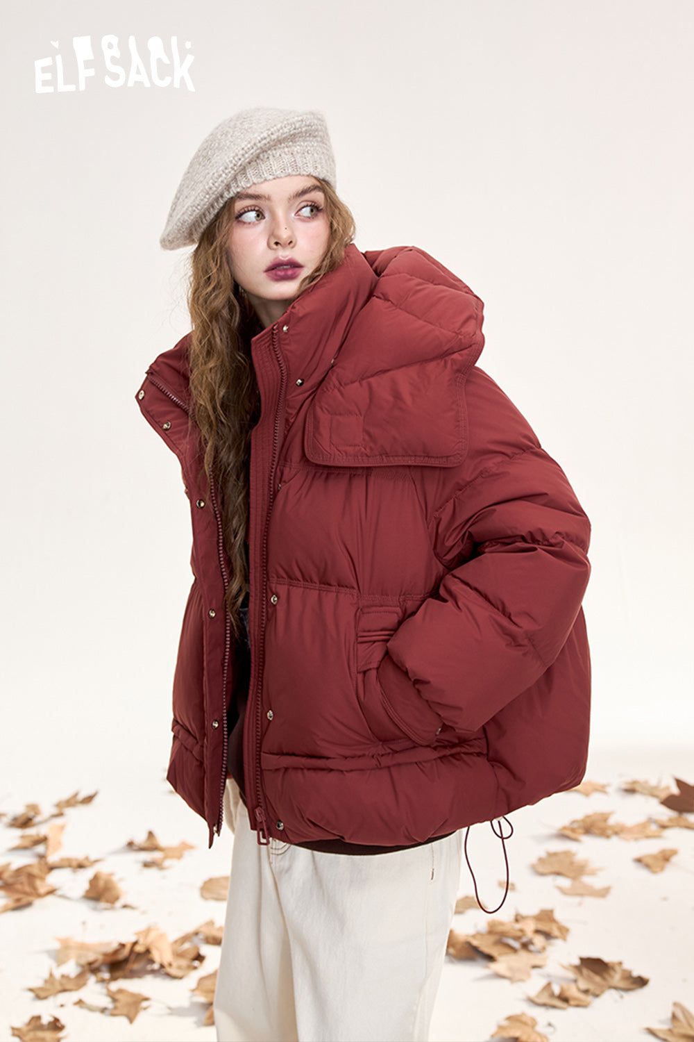 ELFSACK Sweet and cool Dark red hooded short down jacket