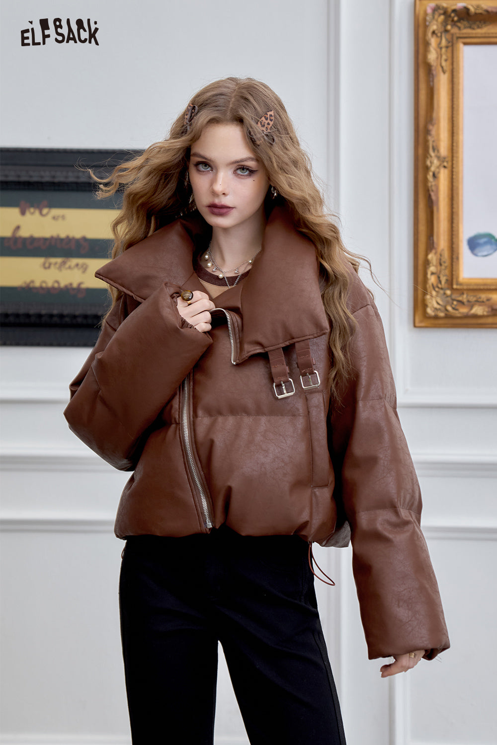 ELFSACK Sweet and cool PU leather short down jacket with stand-up collar and oblique zipper design for warm coat