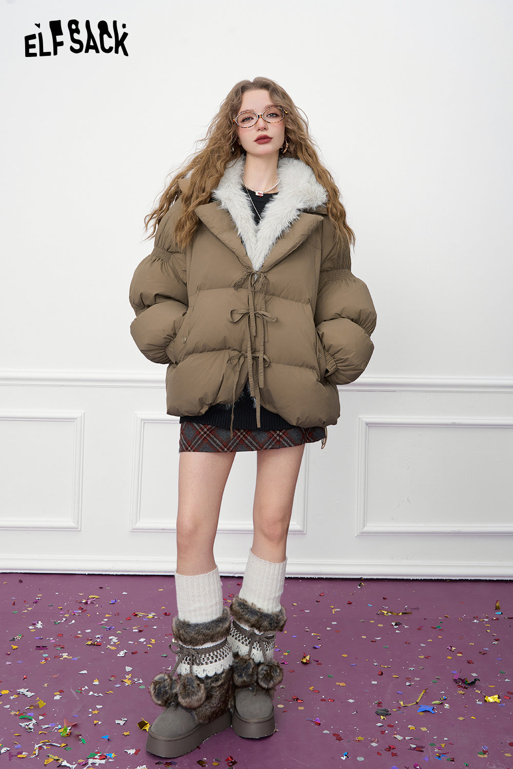 ELFSACK Fake fur collar stitching down jacket women raglan long sleeve warm coat
