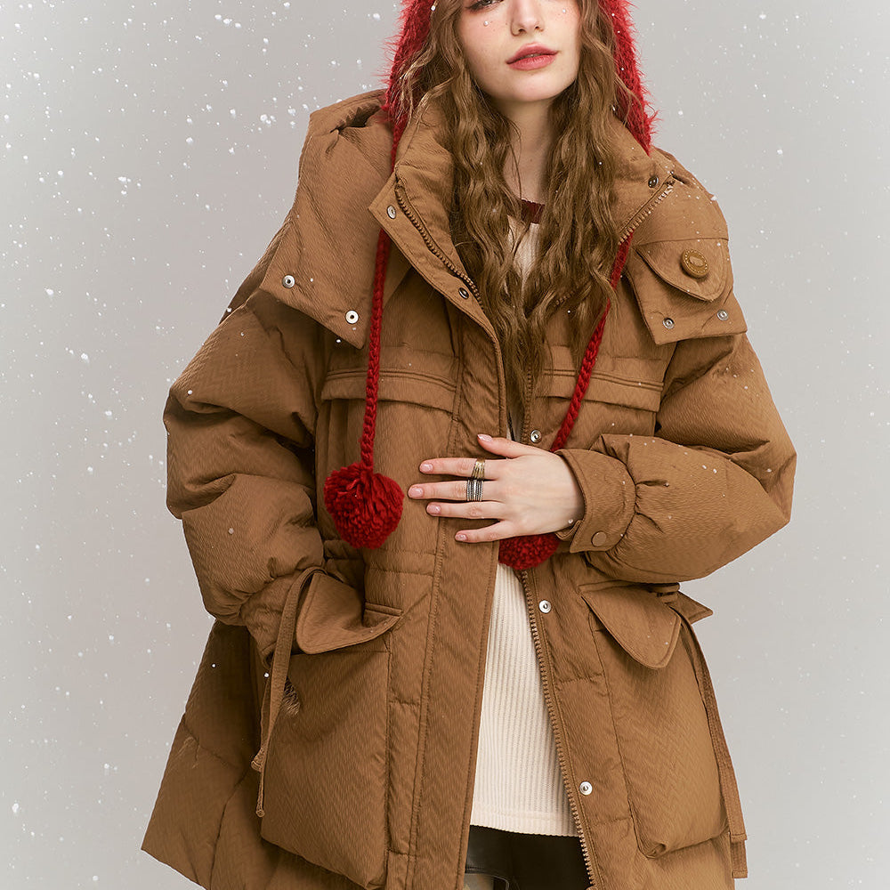 
                  
                    ELFSACK 2024 Winter New Arrivals Casual loose medium hooded warm down jacket for women Top with V-shaped embossed fabric design
                  
                