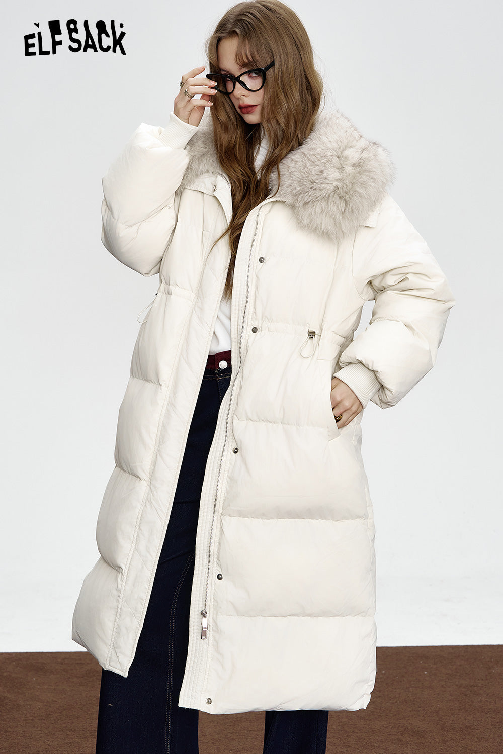 ELFSACK Black mid-length down jacket Fake fur collar waist elegant coat