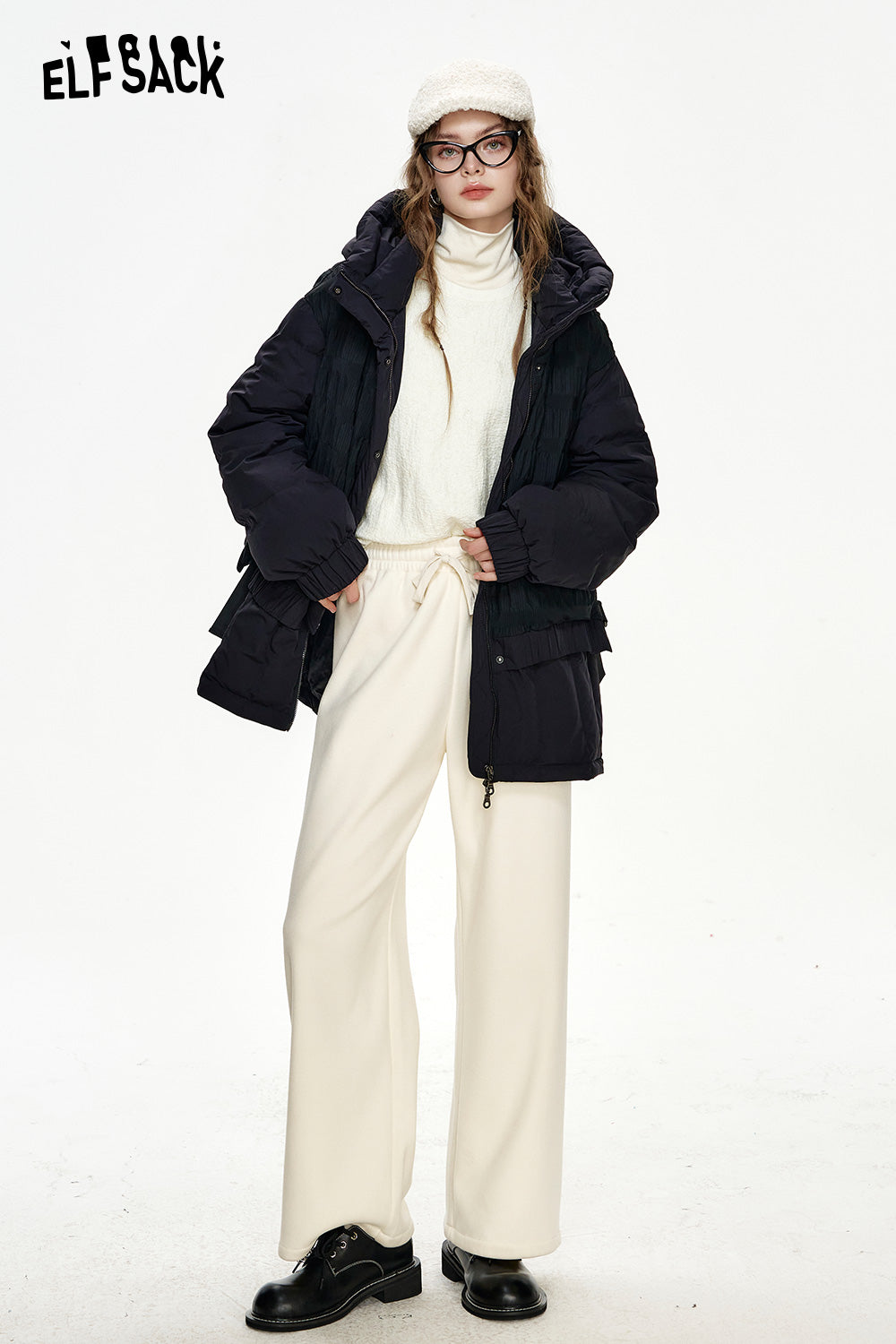 ELFSACK Black hooded down jacket Pleated fabric warm and thick jacket