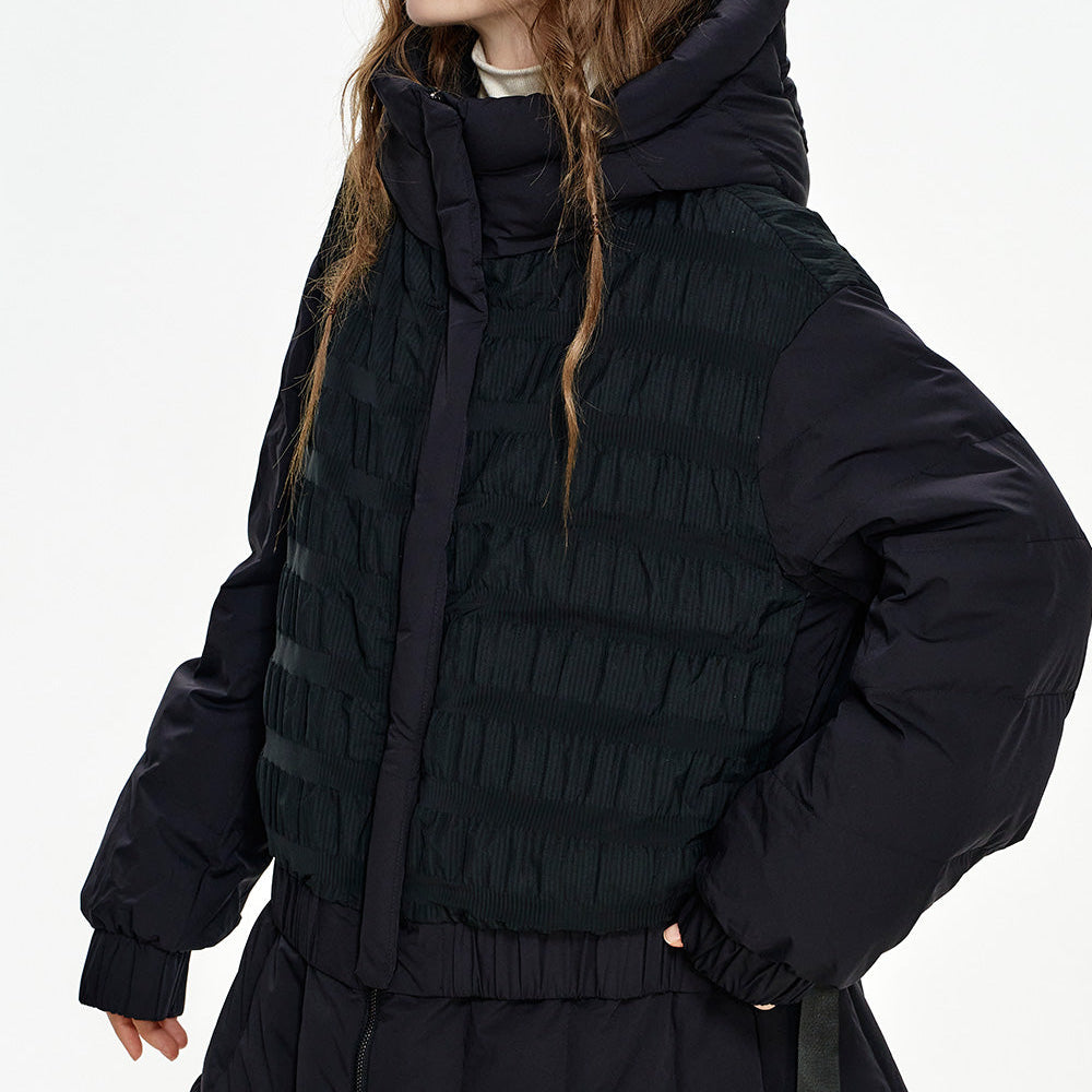 
                  
                    ELFSACK 2024 Winter New Arrivals Black hooded down jacket for women Pleated fabric warm and thick jacket
                  
                