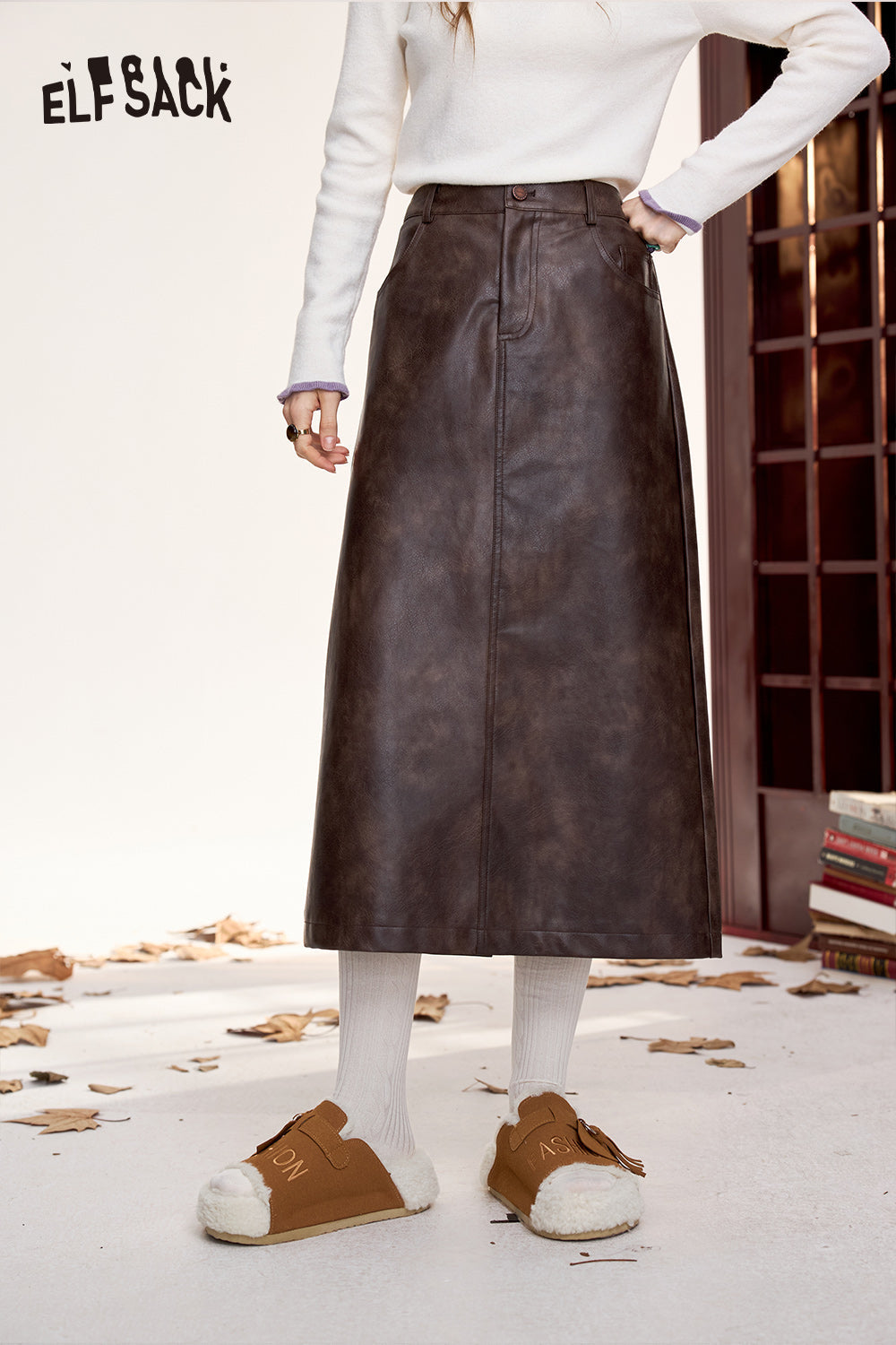 ELFSACK Women's PU leather long skirt with retro high waist and slits
