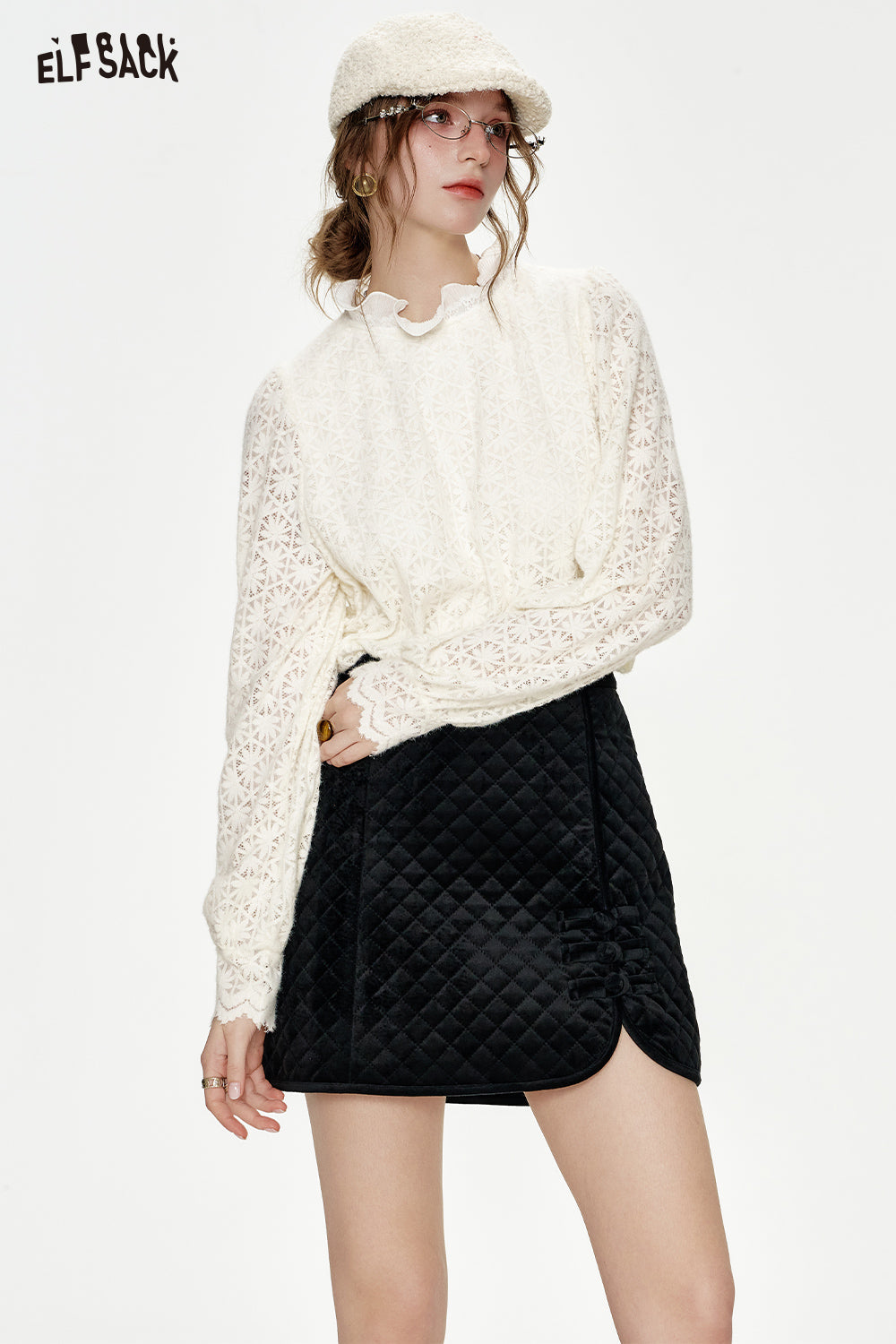 ELFSACK Neo-Chinese style black diamond velvet skirt women Frog slit A-line skirt