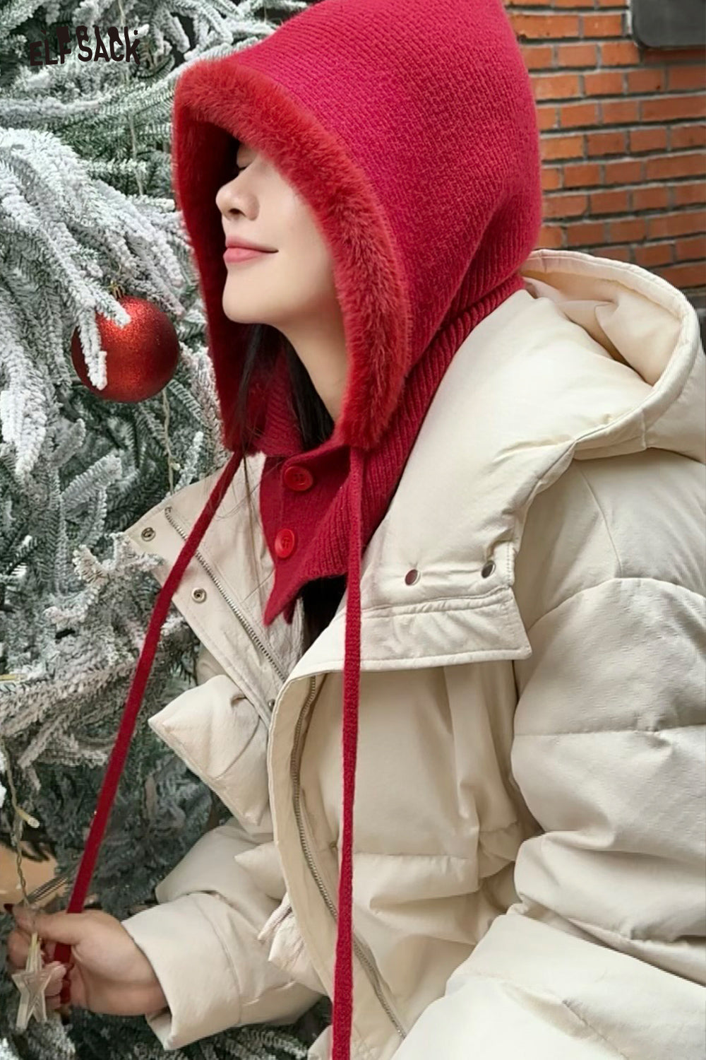 ELFSACK 2024 Winter New Arrivals Sweet and cute red fluffy knitted hat for women