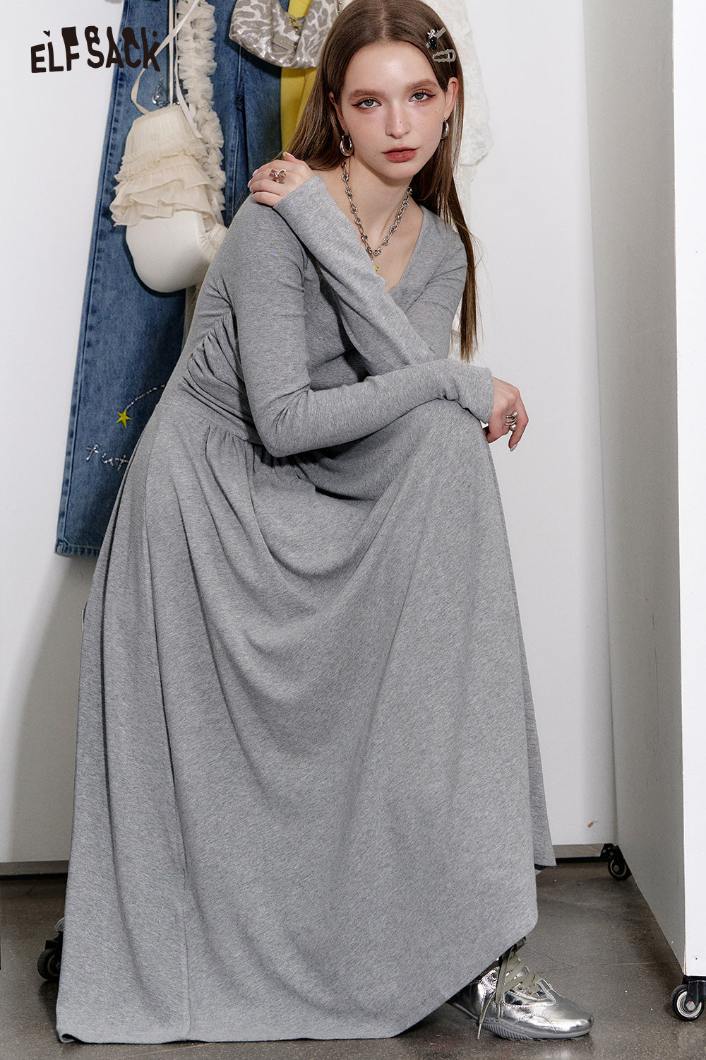 ELFSACK Elegant Grey Pleated Square Neck Long Sleeve Slim Fit Dress Women