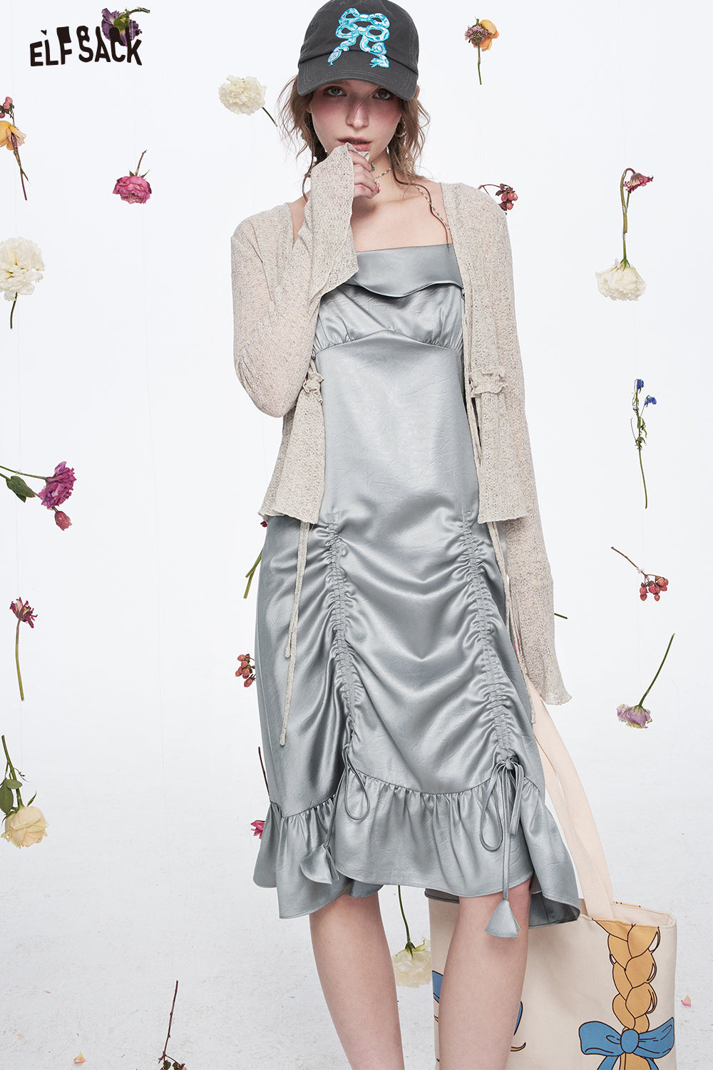 ELFSACK Grey Pleated Sleeveless Dress Women Sexy Party Club Y2K Outfits
