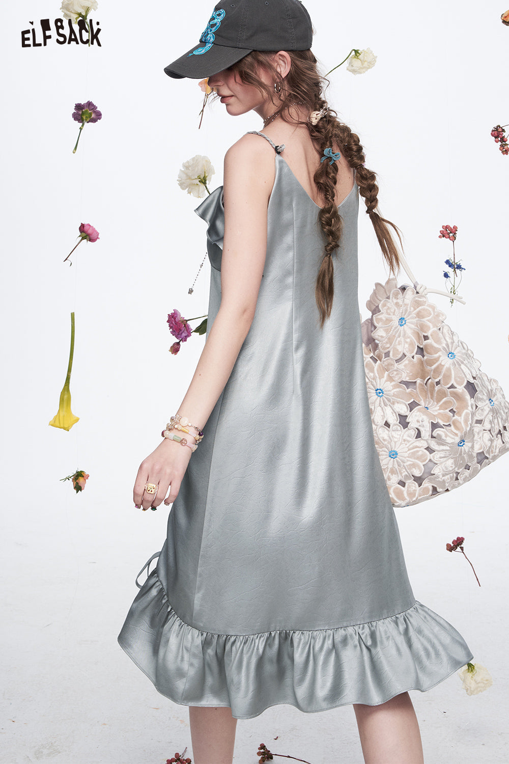 ELFSACK Grey Pleated Sleeveless Dress Women Sexy Party Club Y2K Outfits