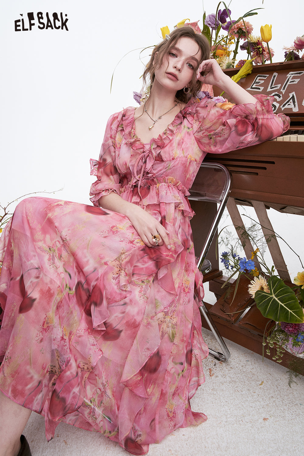 ELFSACK Y2K Vacation V-neck Ruffles Floral Dress Women's Elegant Long Chiffon Skirt