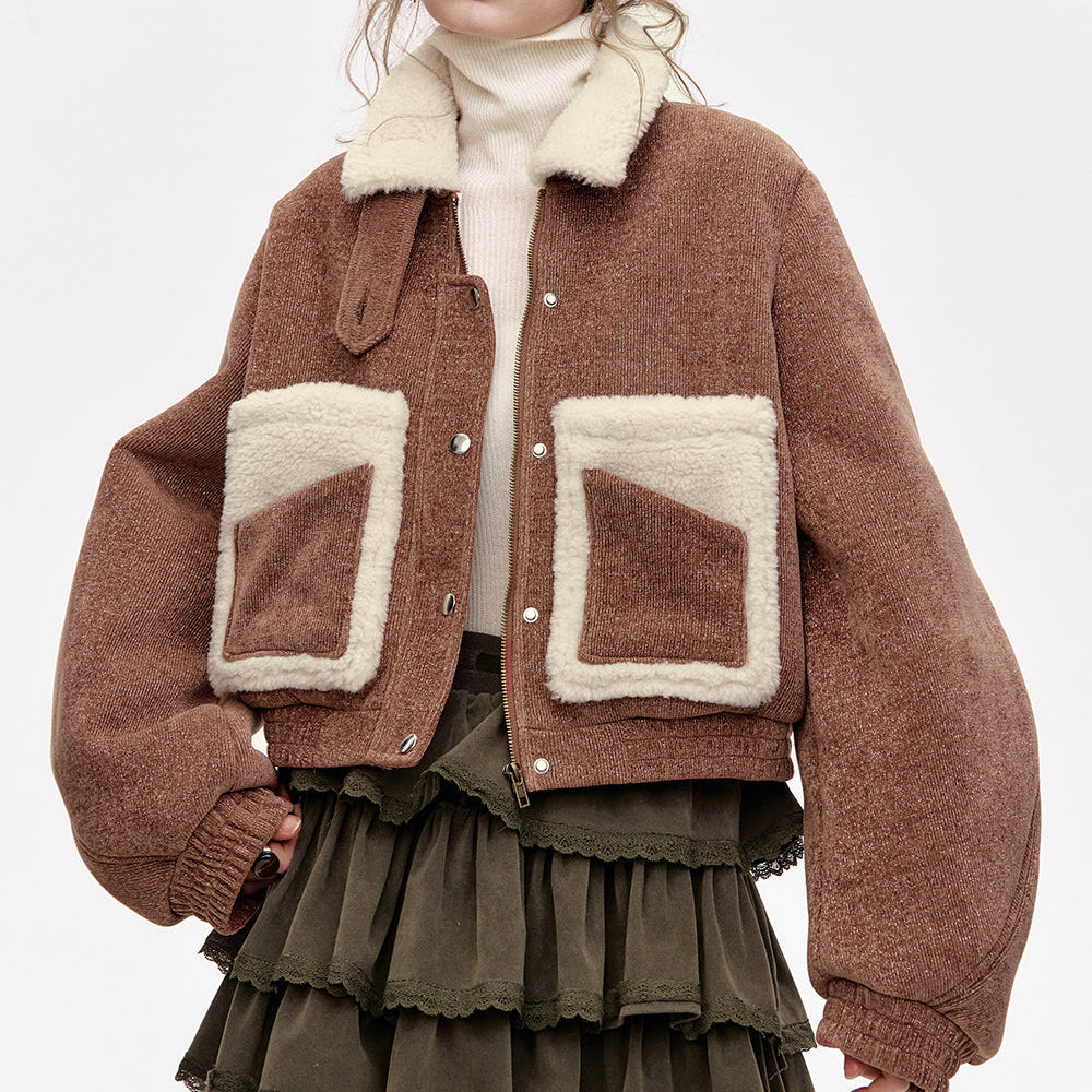 ELFSACK 2024 Winter New Arrivals Contrast color stitching brown faux plush vintage short coat