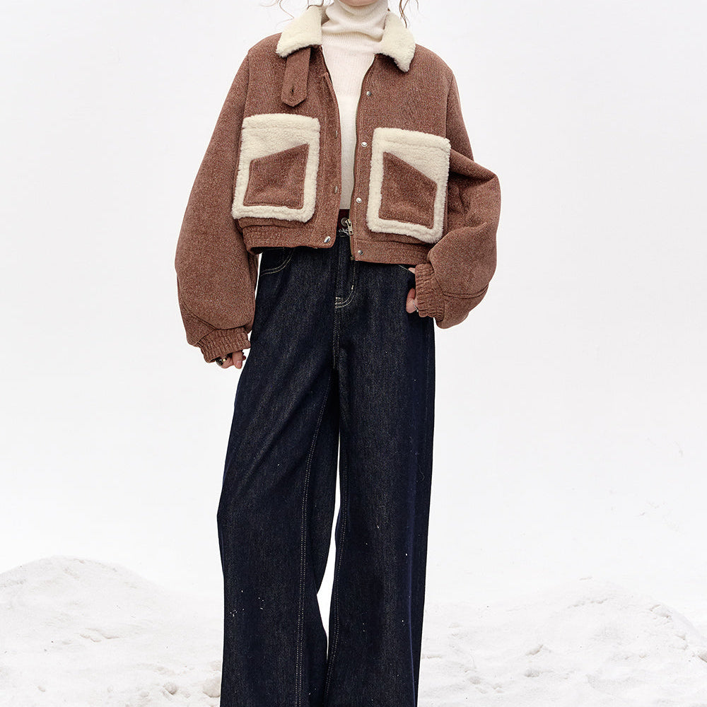 
                  
                    ELFSACK 2024 Winter New Arrivals Contrast color stitching brown faux plush vintage short coat
                  
                