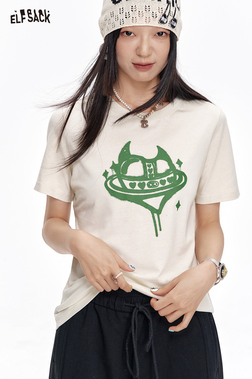 ELFSACK Sweet cool heart printed short sleeve slim T-shirt women
