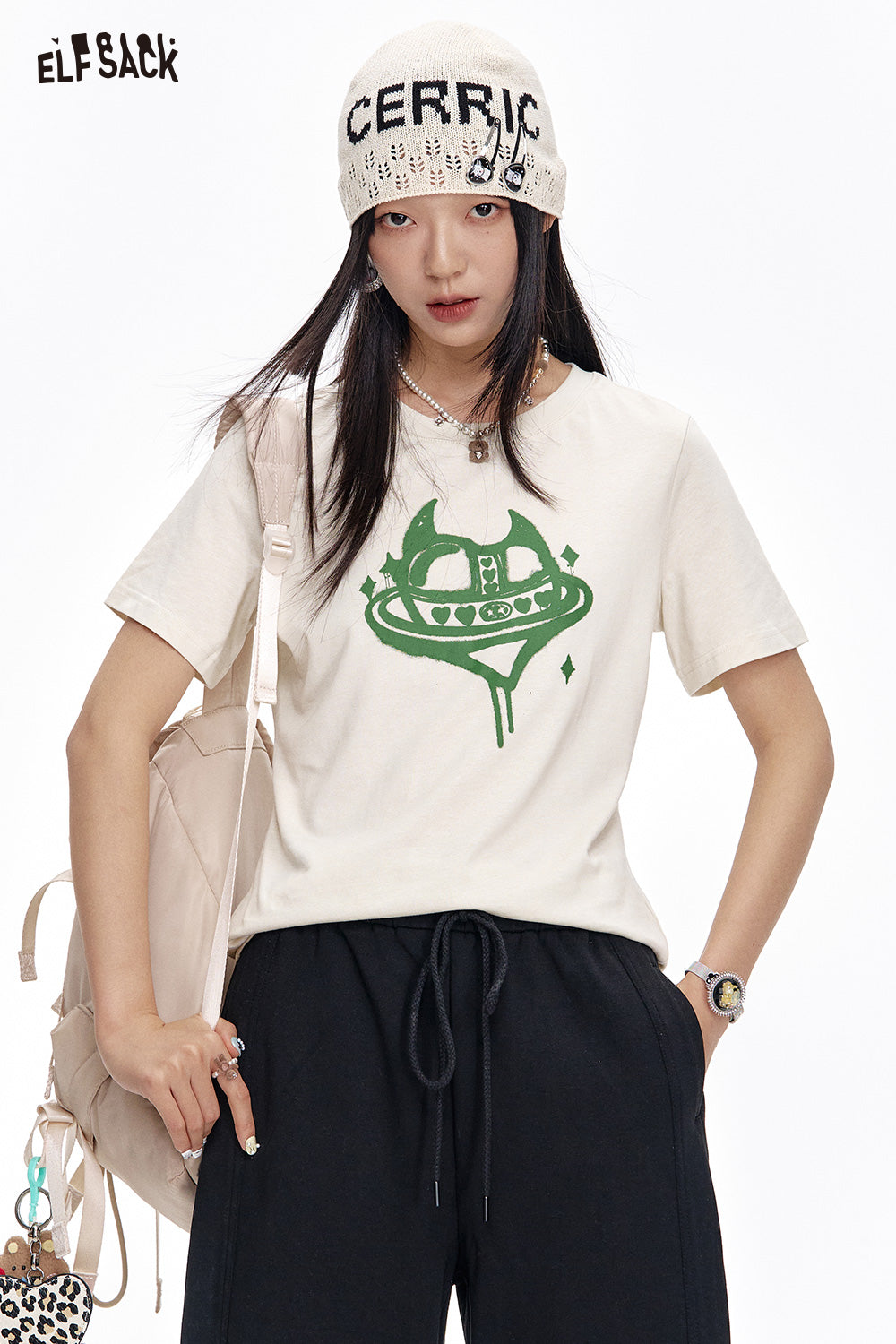 ELFSACK Sweet cool heart printed short sleeve slim T-shirt women