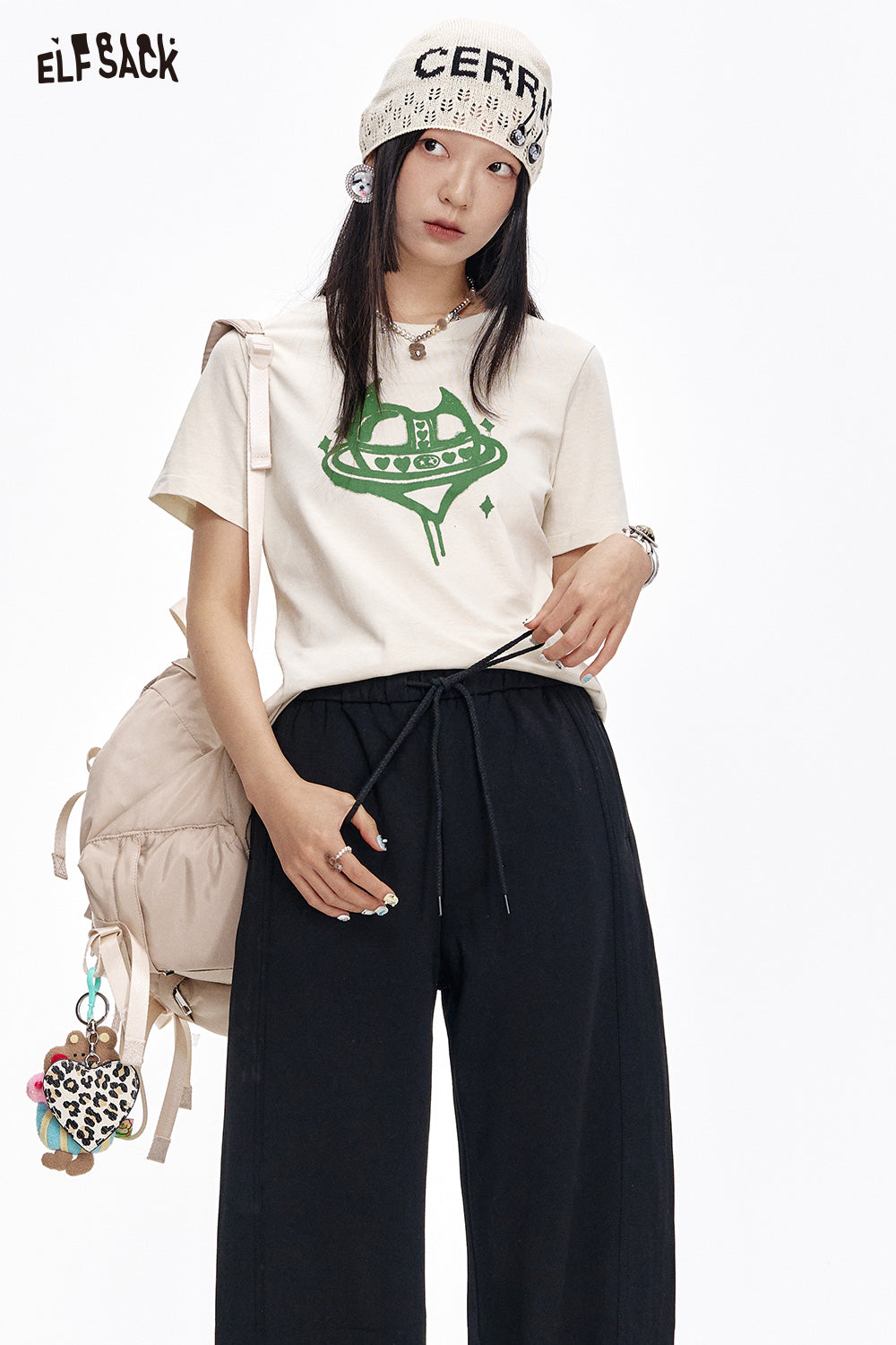 ELFSACK Sweet cool heart printed short sleeve slim T-shirt women
