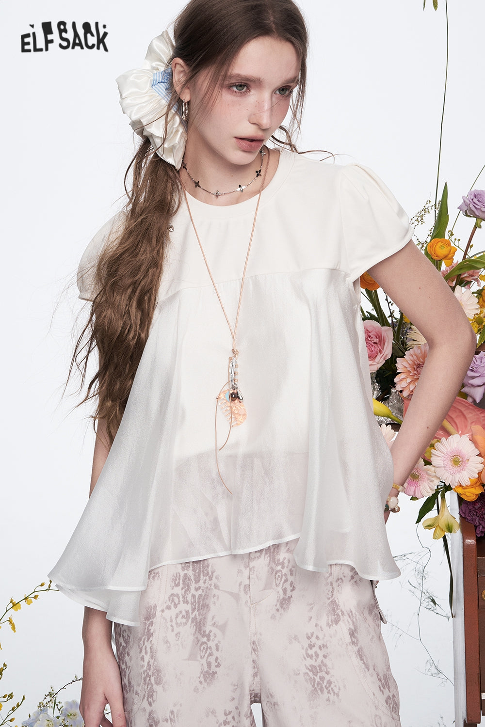 ELFSACK Sweet Puff Sleeve White Short Sleeve T-shirt Women Casual Stitching Pleated Top