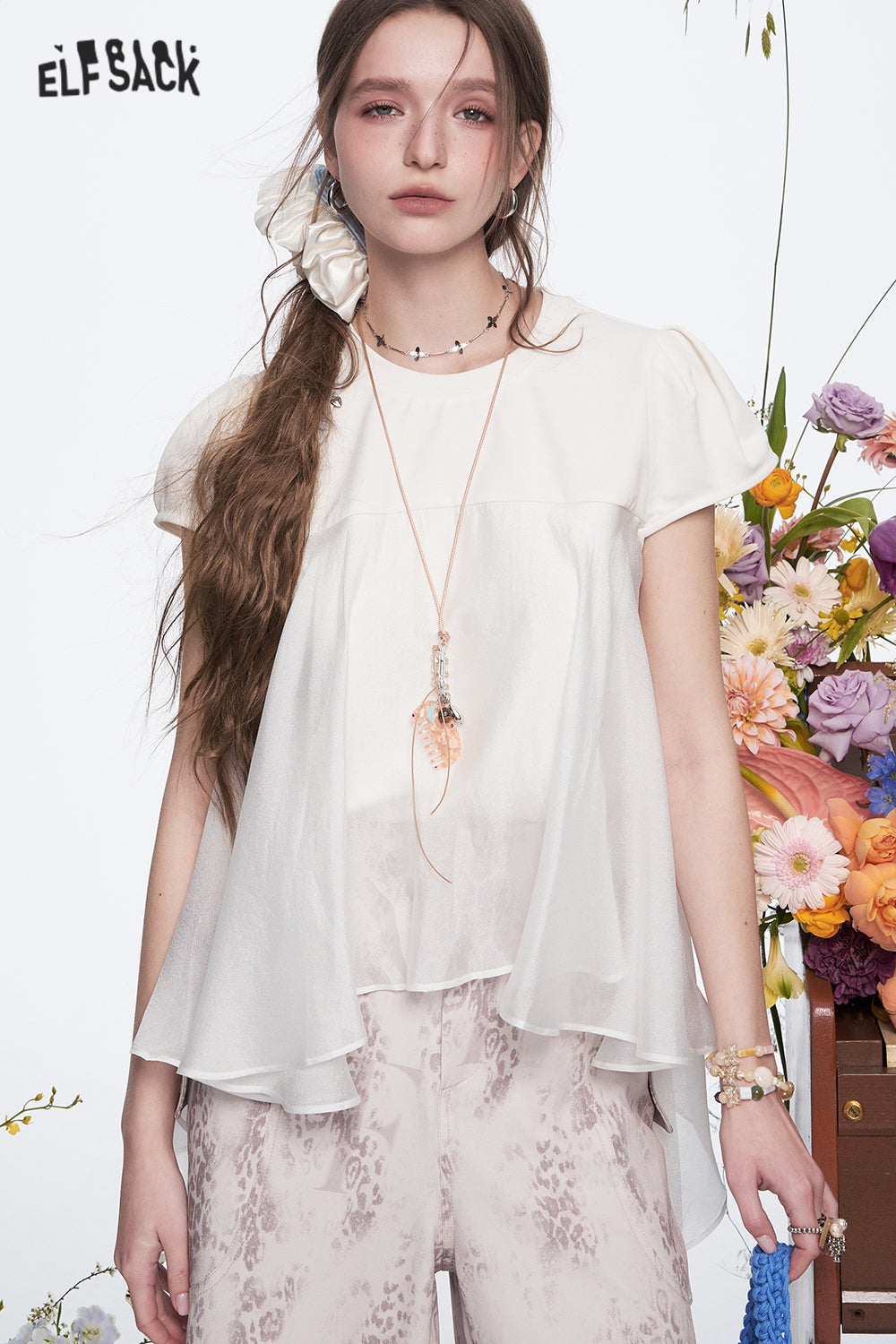 ELFSACK Sweet Puff Sleeve White Short Sleeve T-shirt Women Casual Stitching Pleated Top