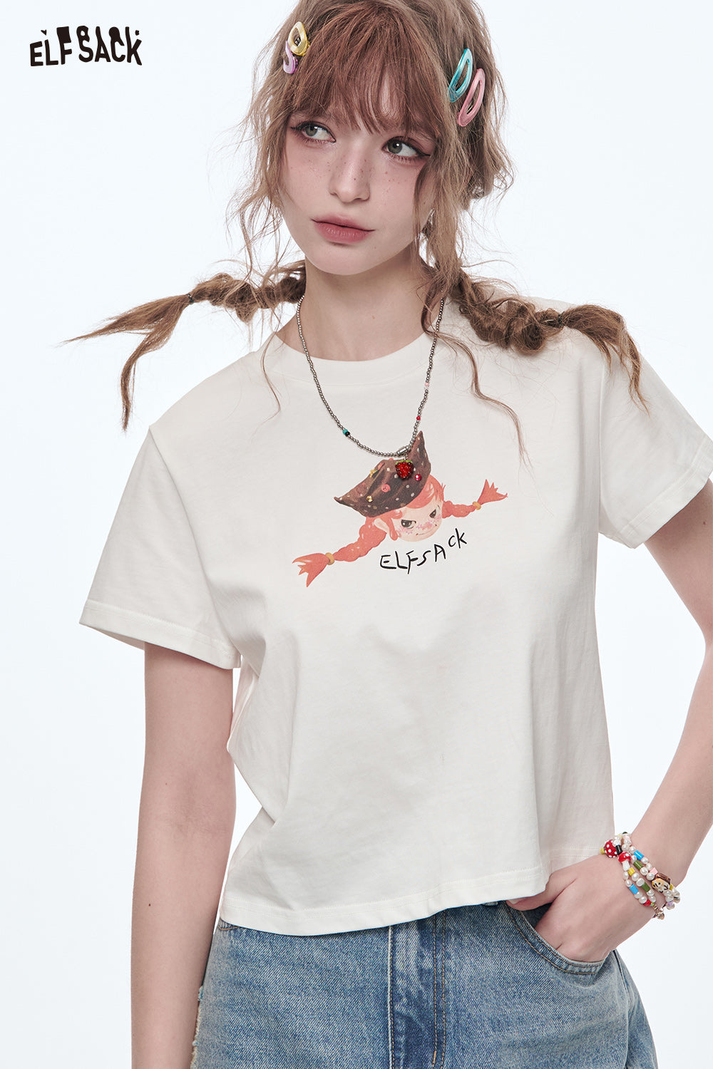 ELFSACK Casual Cartoon Print Short Sleeve T-shirt Women Slim Fit Short Top