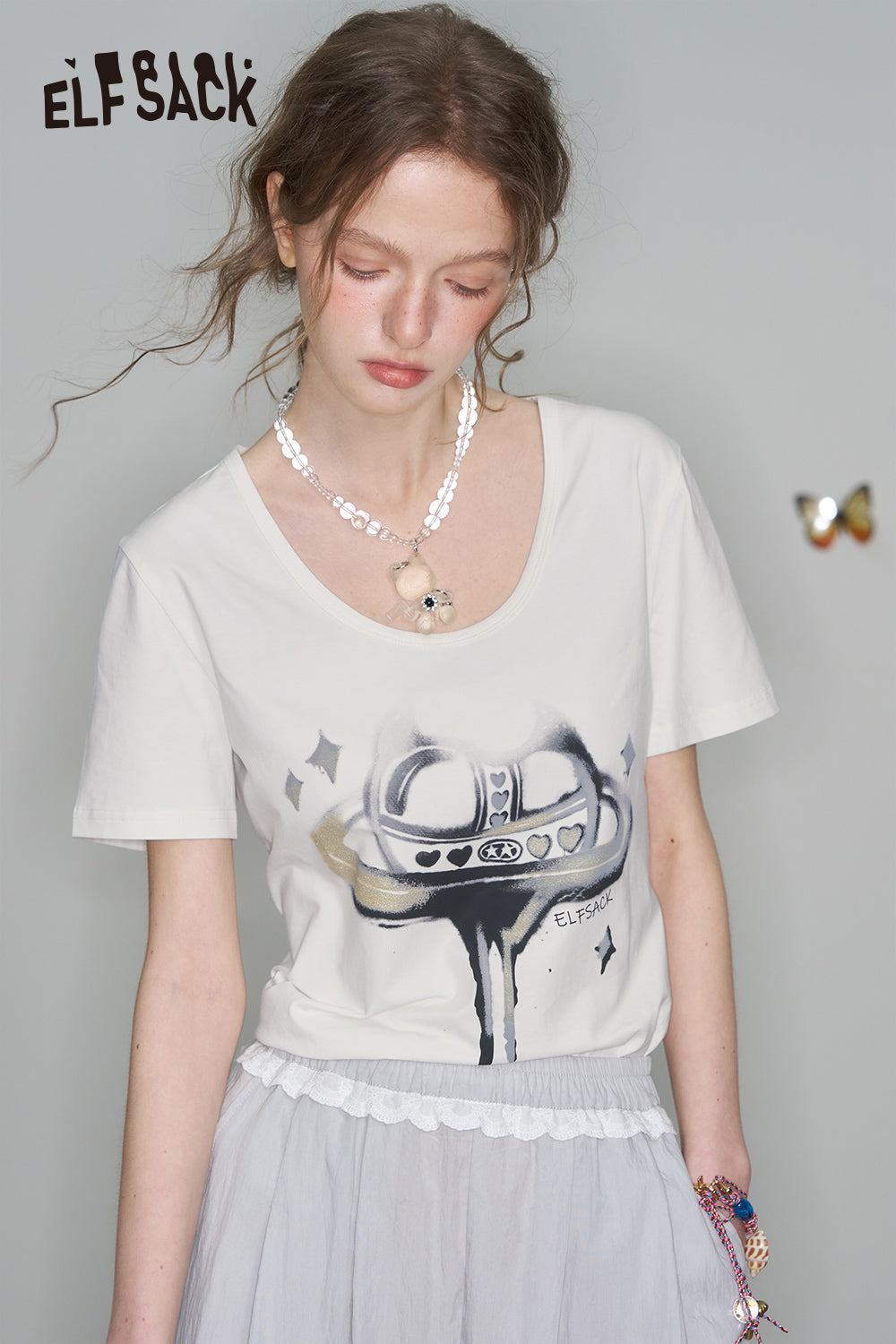 ELFSACK Y2K White Heart Printed Short Sleeve T-Shirt Women's Loose Casual Versatile Top