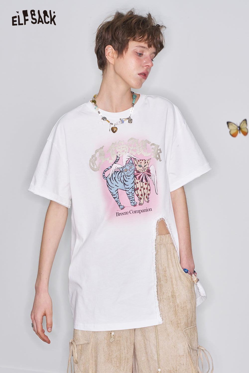 ELFSACK Y2K White Cartoon Print Slit Short Sleeve T-shirt Women Sweet Loose Casual Top