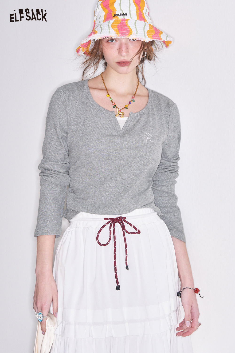 ELFSACK Sweet Bow Embroidery Tops Fake Two-Piece Long Sleeve O-neck T-Shirt Women