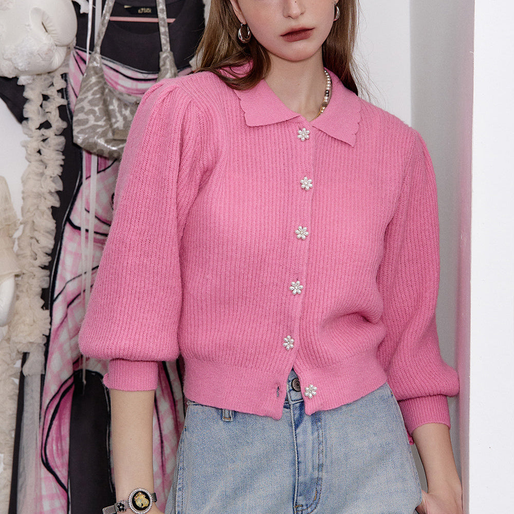 ELFSACK 2025 Spring New Arrivals Doll collar single-breasted short knitted cardigan for women sweet lapel lantern sleeve top