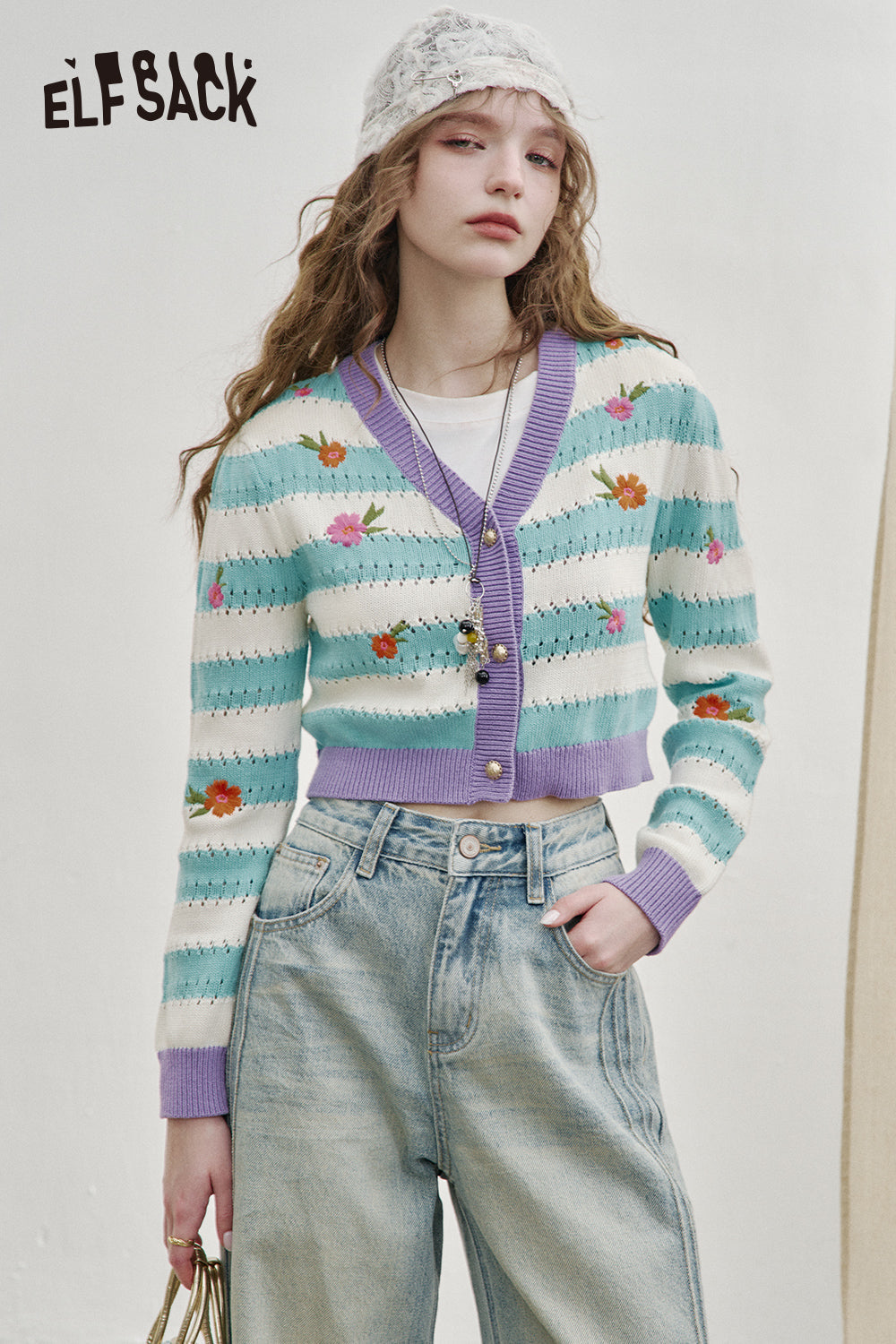 ELFSACK Striped Contrast Color Embroidery V-neck Short Knitted Cardigan Women Y2K Hollow Flower Cotton Top