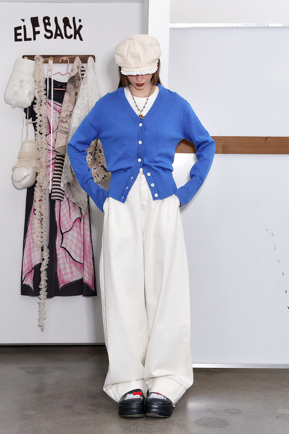 ELFSACK Y2K Letter Beads V-neck Knitted Cardigan Women's Versatile Slim Thin Sweater