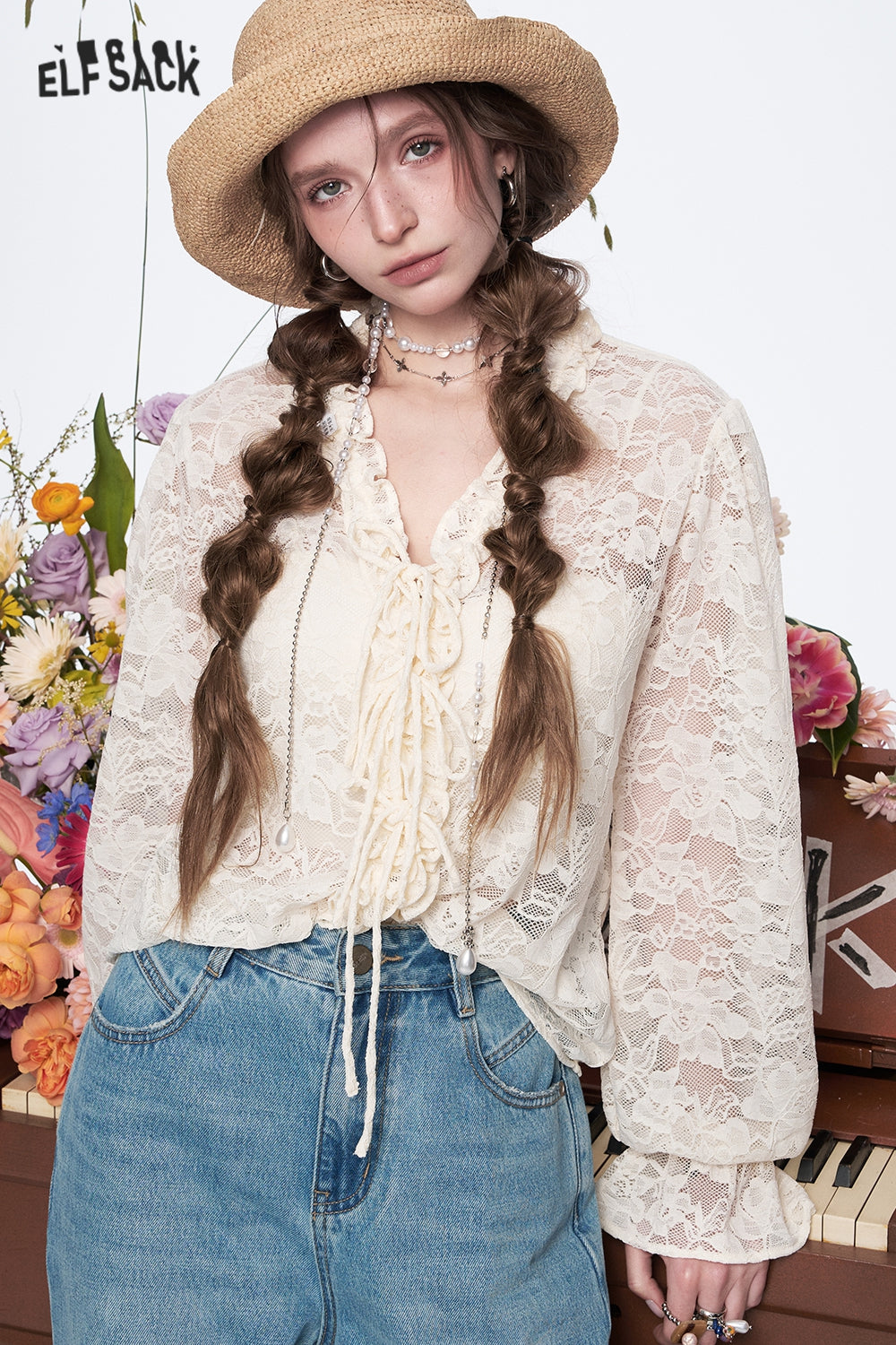 ELFSACK Off-white Sweet Elegant Long-sleeved Lace Shirt Women Lace-up V-neck Blouse