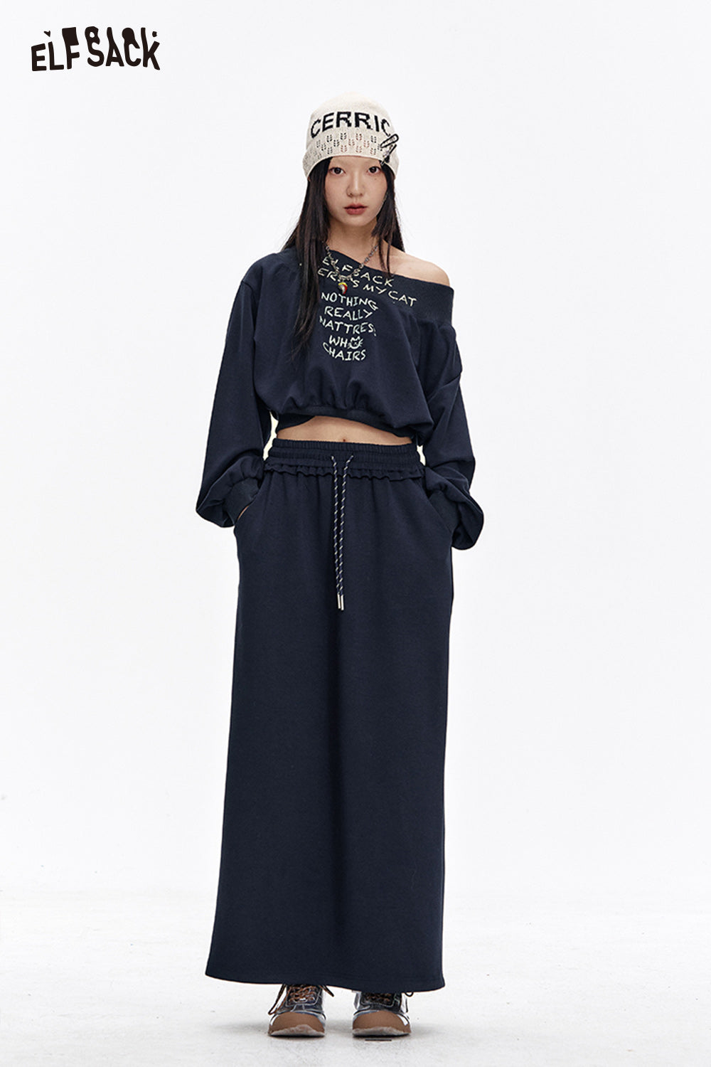 ELFSACK Casual Slash Neck Printed Sweatshirt Suit Women Long Skirt Two-piece Set Female