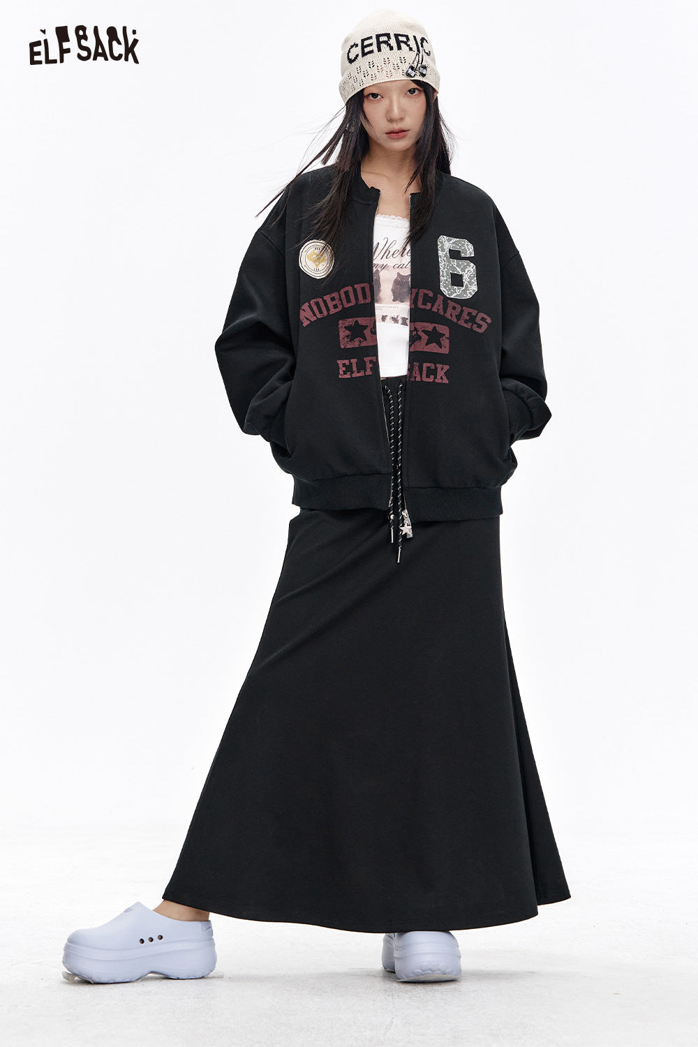 ELFSACK Sweet and cool black printed skirt baseball jacket two-piece suit female casual sports suit