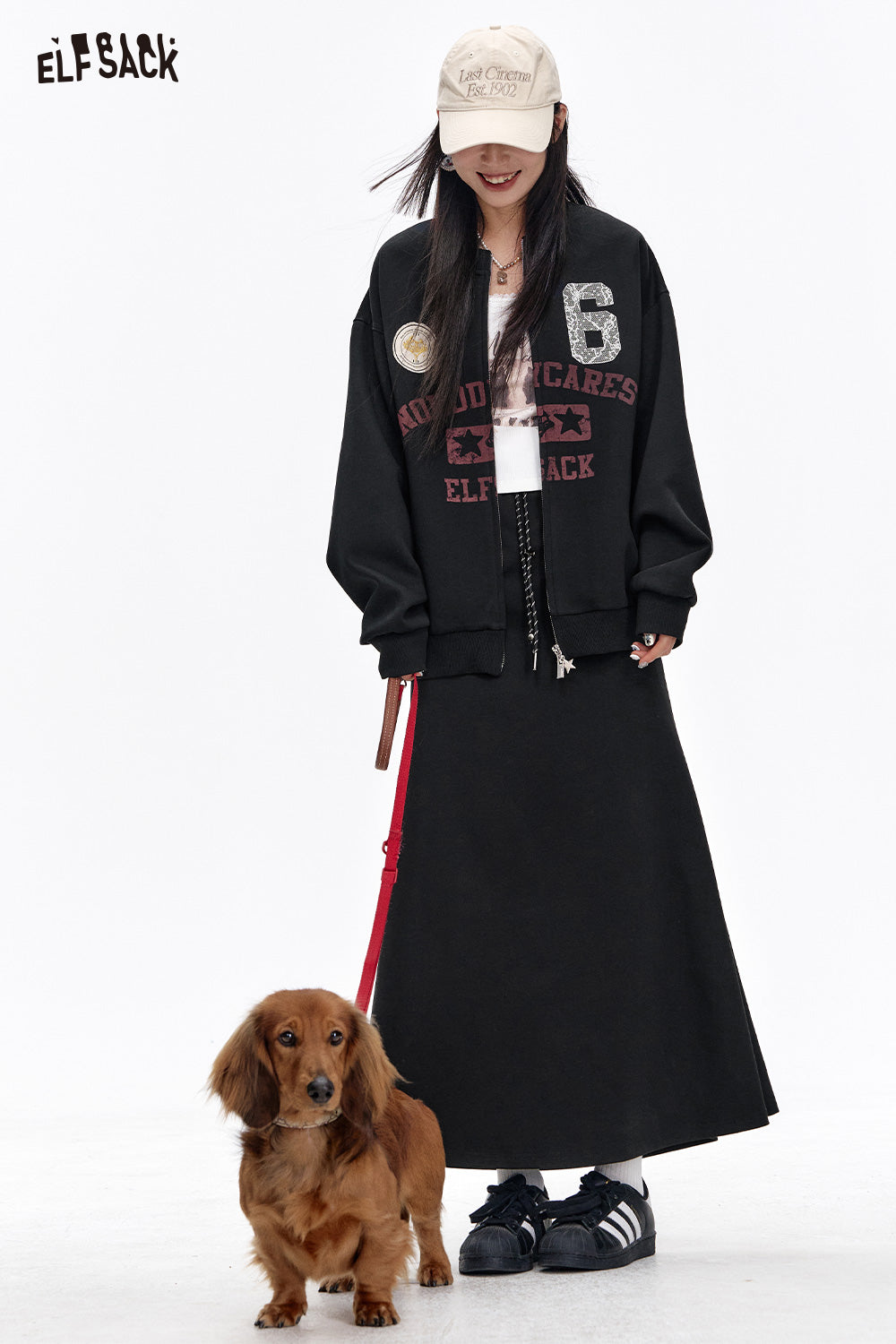 ELFSACK Sweet and cool black printed skirt baseball jacket two-piece suit female casual sports suit