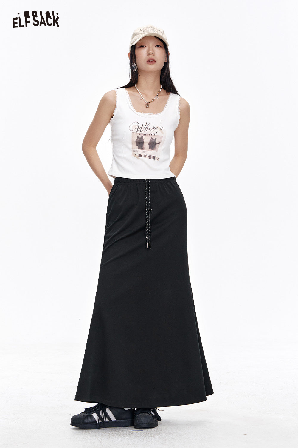 ELFSACK Sweet and cool black printed skirt baseball jacket two-piece suit female casual sports suit