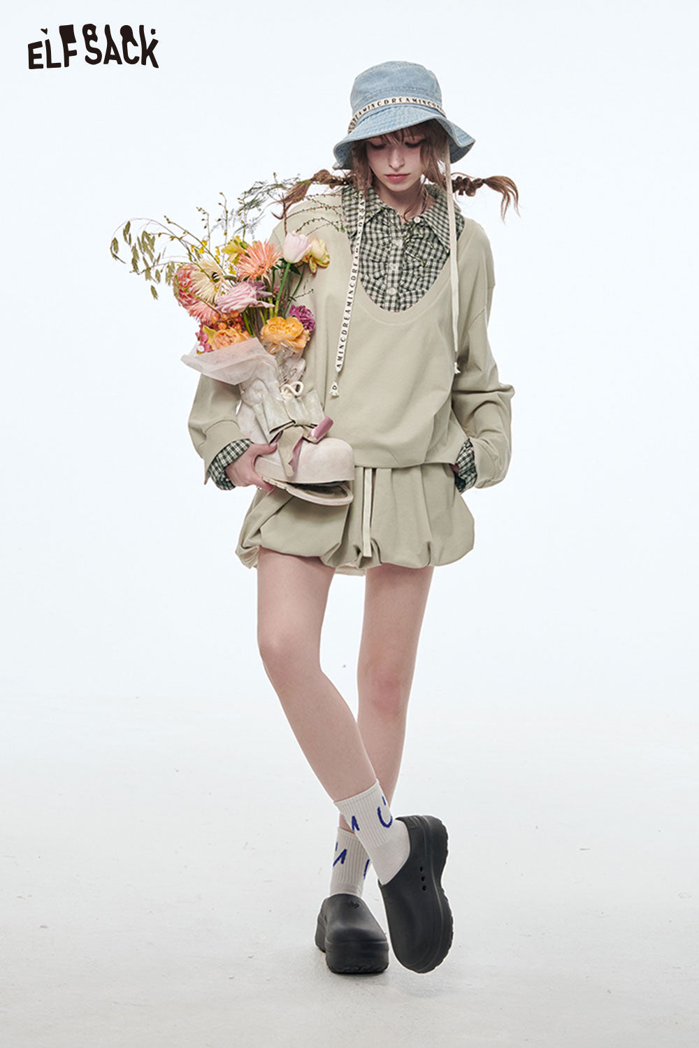 ELFSACK Sweet Sports Sweatshirt Mini Skirt Suit Women