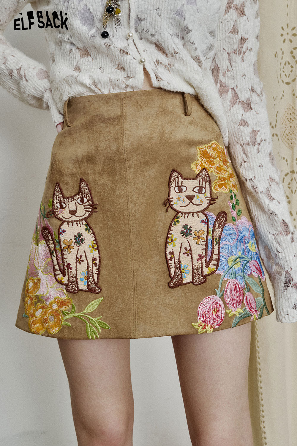 ELFSACK 2025 Spring New Arrivals Y2K Cats Embroidery A-Line Skirt Women Vintage Faux Suede Khaki Skirt