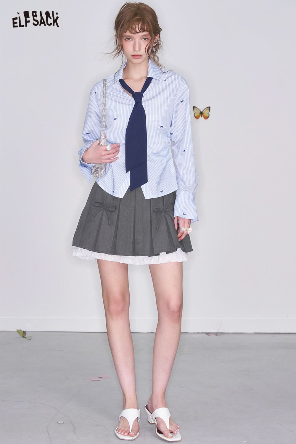 ELFSACK Y2K Preppy Style Lace Stitching Grey Pleated Mini Skirt Women