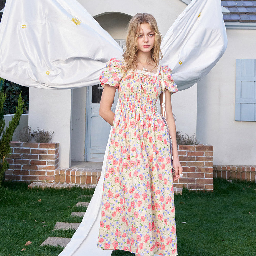 
                  
                    ELFSACK 2025 Summer New Arrivals French Floral Waist Cinching Chic Dress
                  
                
