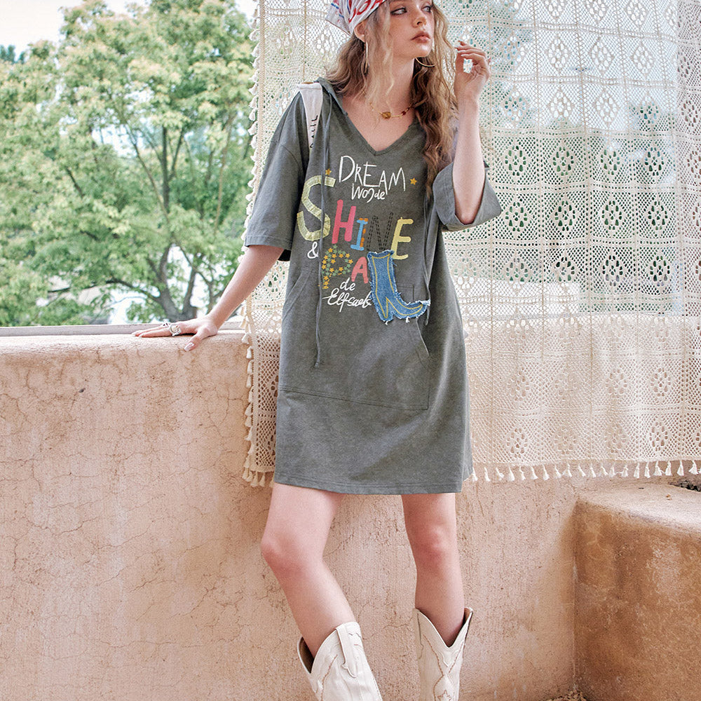 ELFSACK Letter Print V-Neck Loose Casual Hooded Dress